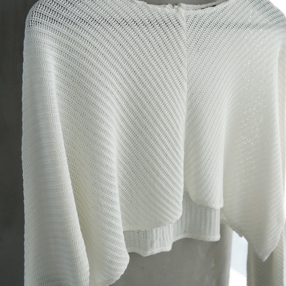 Sheer Light Knit Crop Top Sweater - Picture 4 of 7